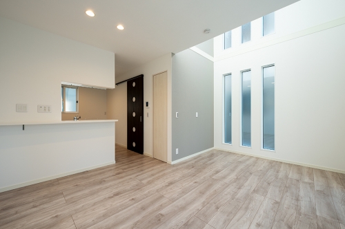 ���¸ͷ�����